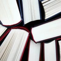 books-462579_1280